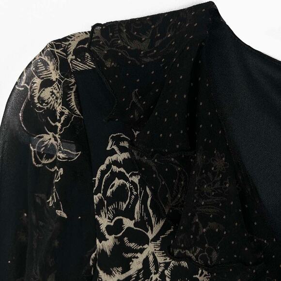 Jonathan Martin 100% Silk Floral Top Size Medium - Picture 4 of 11